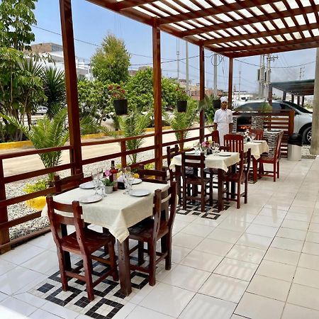 Hostal Ocean Pacifico Пунта-Негра Экстерьер фото