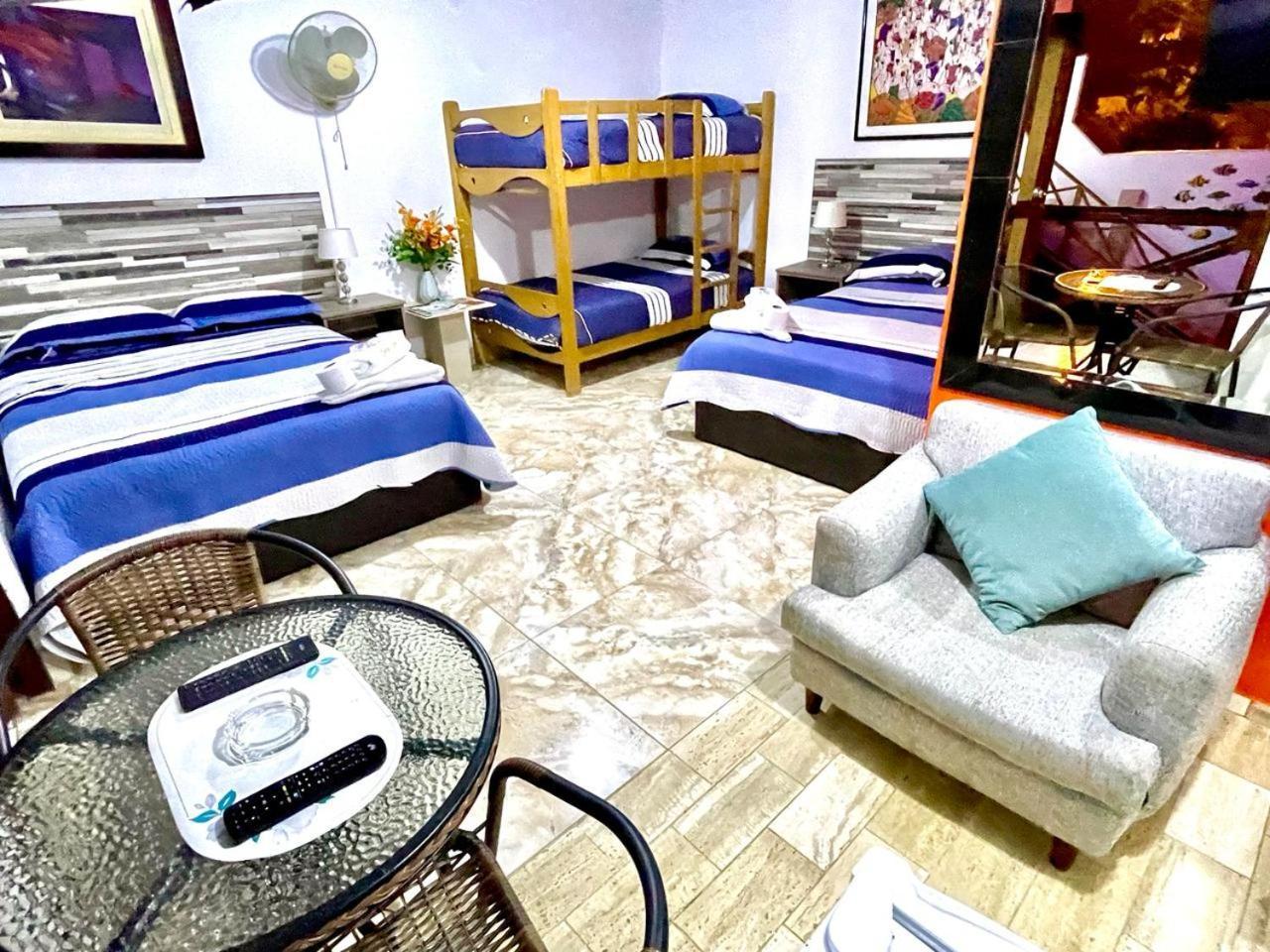 Hostal Ocean Pacifico Пунта-Негра Экстерьер фото