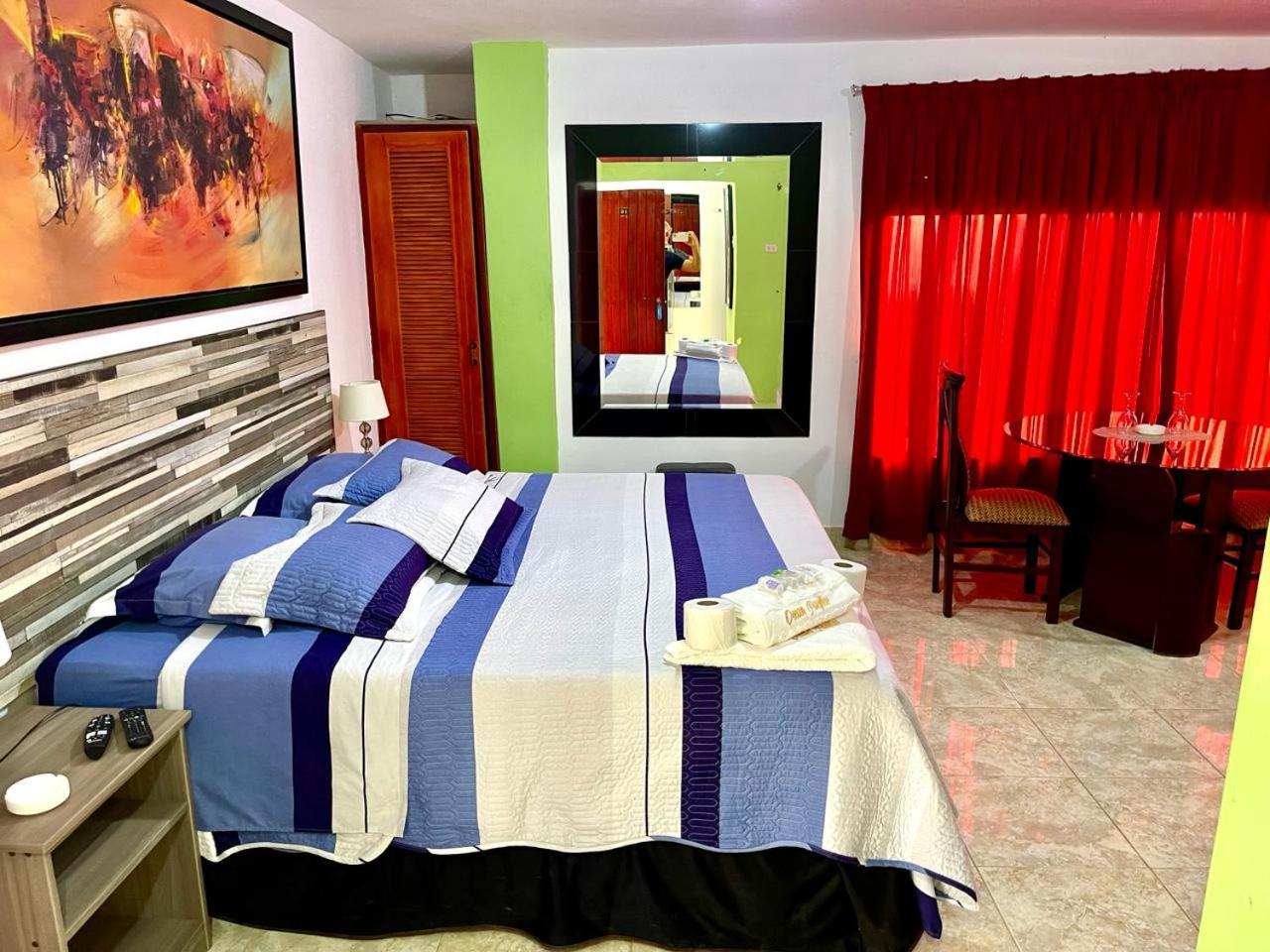 Hostal Ocean Pacifico Пунта-Негра Экстерьер фото