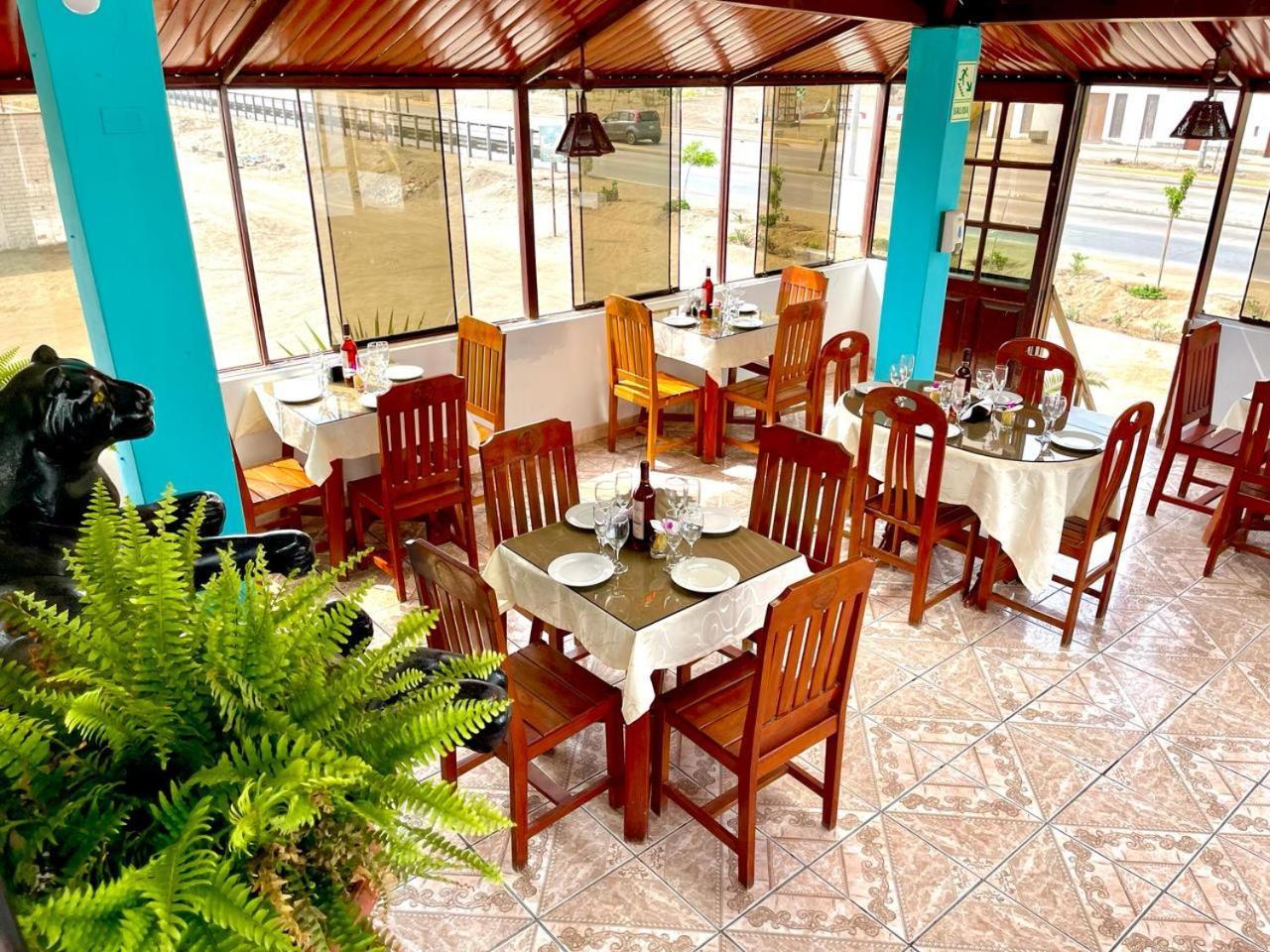 Hostal Ocean Pacifico Пунта-Негра Экстерьер фото