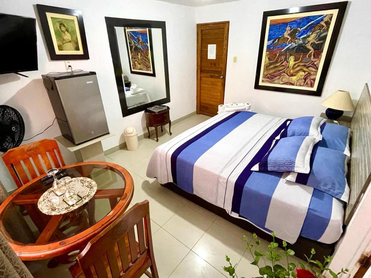 Hostal Ocean Pacifico Пунта-Негра Экстерьер фото