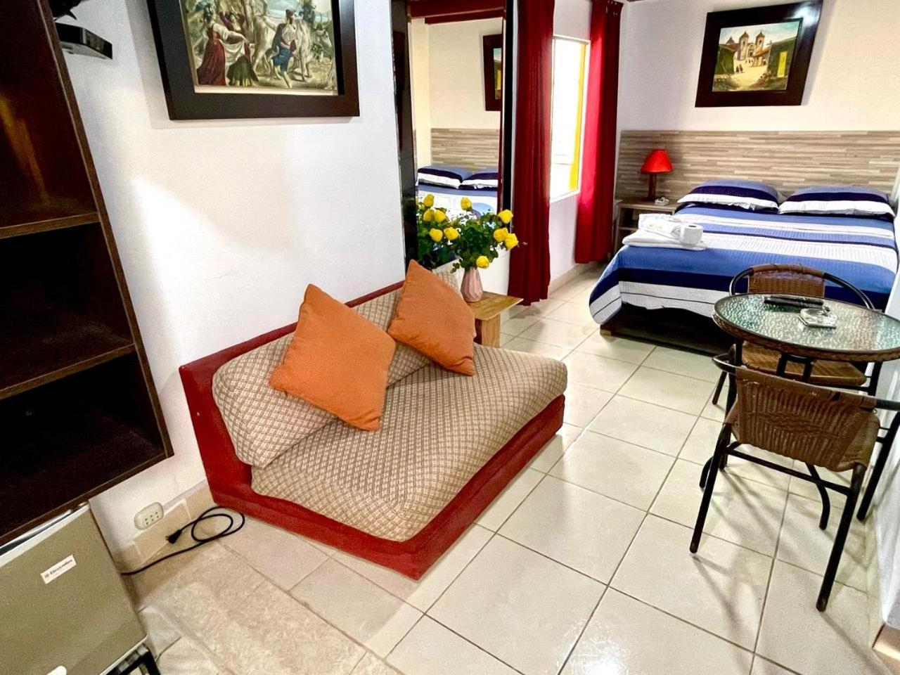 Hostal Ocean Pacifico Пунта-Негра Экстерьер фото
