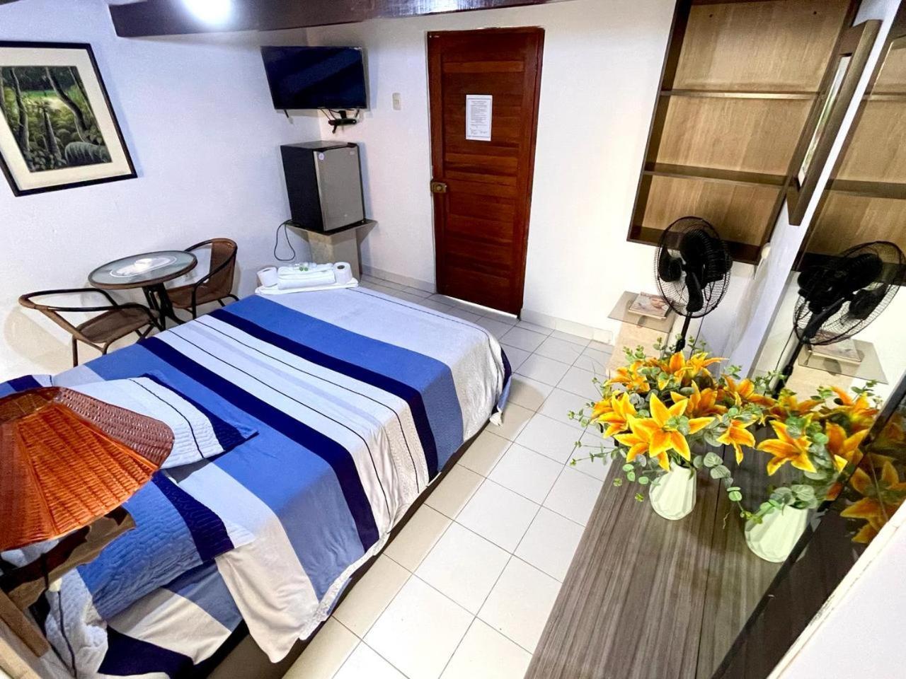 Hostal Ocean Pacifico Пунта-Негра Экстерьер фото