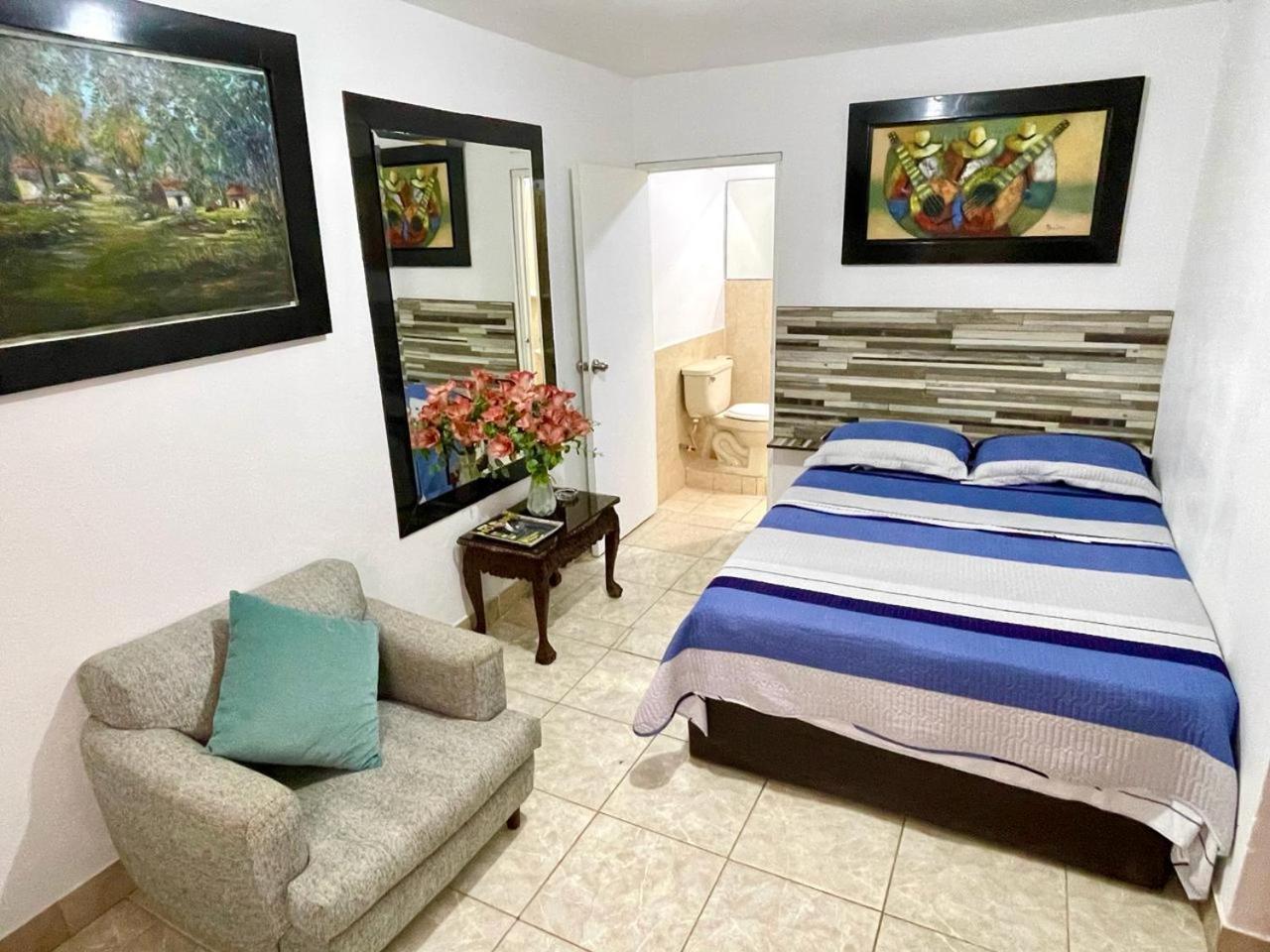 Hostal Ocean Pacifico Пунта-Негра Экстерьер фото