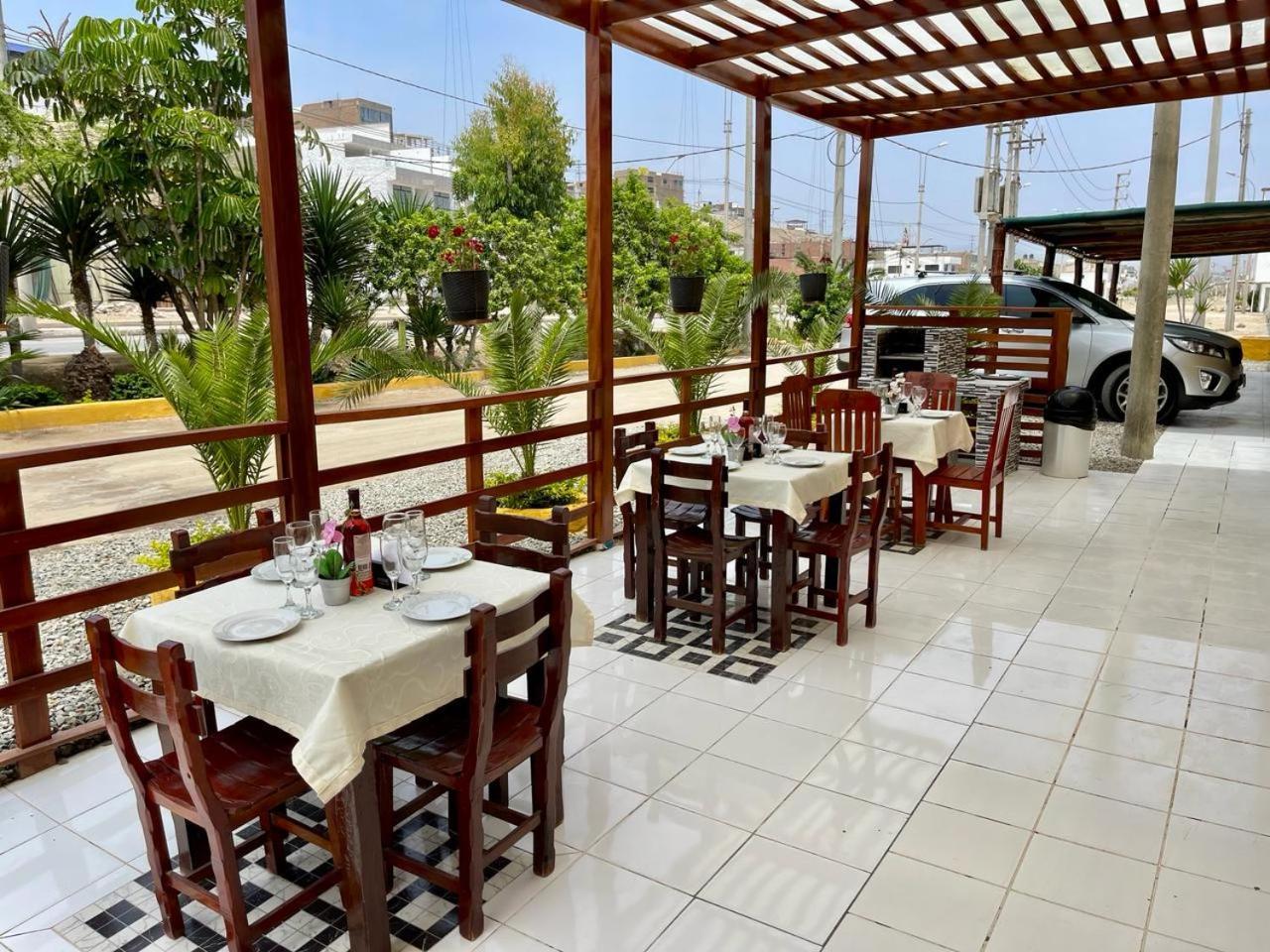Hostal Ocean Pacifico Пунта-Негра Экстерьер фото